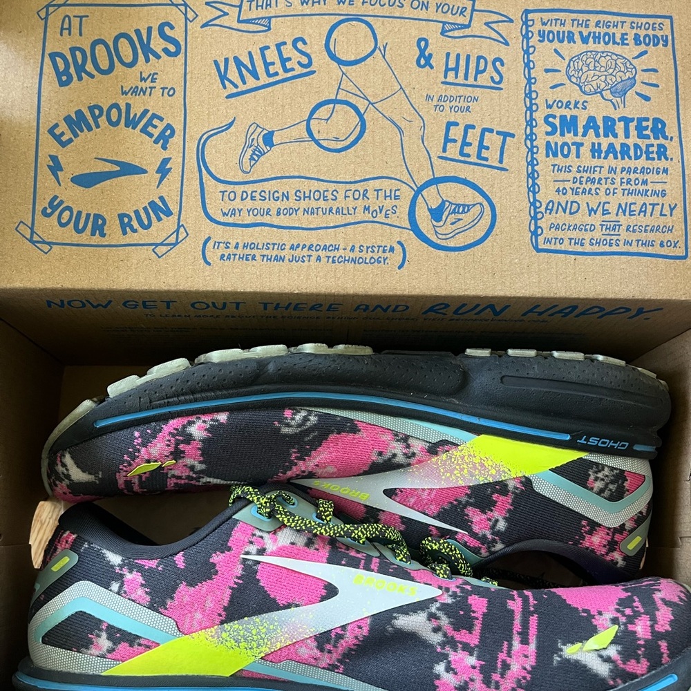 Brooks Women’s Sneakers - Black, Pink, and Yellow